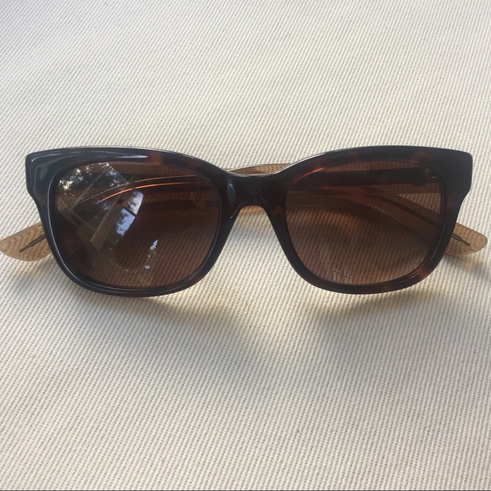 Brand new Gucci Oval Sunglasses